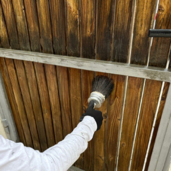 Restauración de una puerta de madera